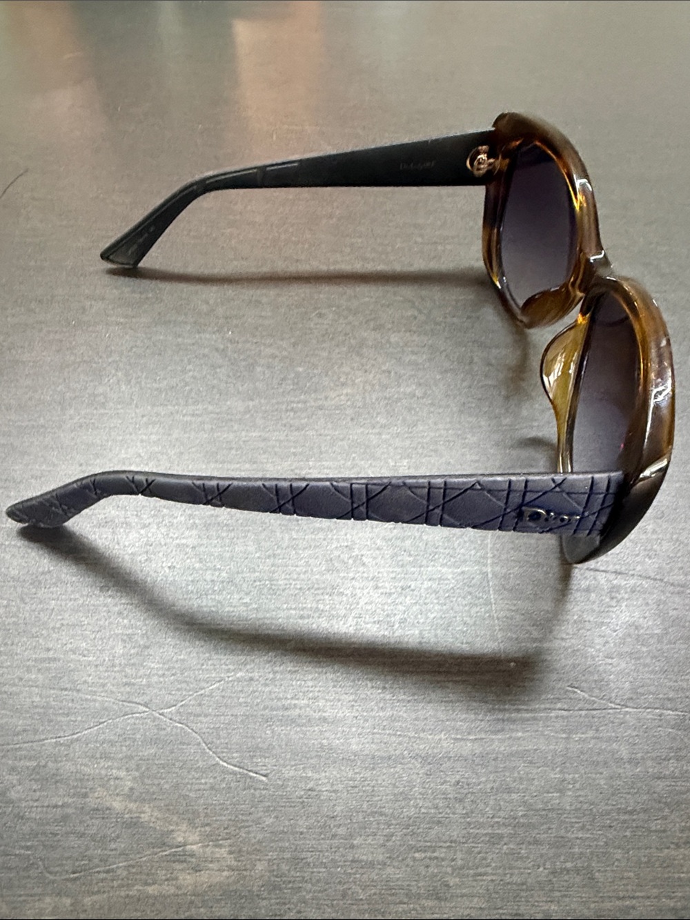 Dior Tortoiseshell Frame Sunglasses with Brown Gradient Lenses - Picture 2 of 10